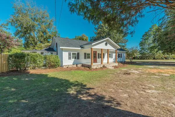 North Augusta, SC 29841,306 Hampton AVE