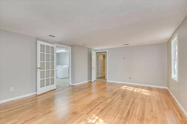 North Augusta, SC 29841,537 Bradleyville RD