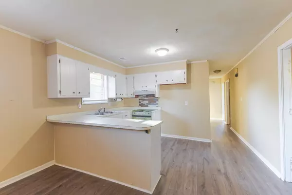 Grovetown, GA 30813,402 E Robinson AVE