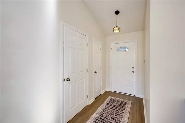 Evans, GA 30809,593 Blue Ridge XING