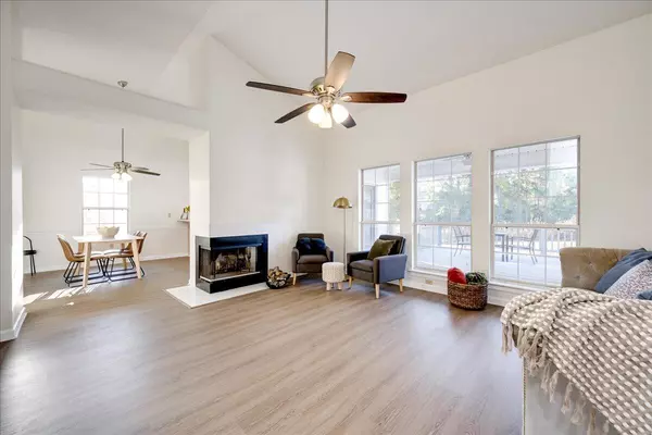 Evans, GA 30809,593 Blue Ridge XING