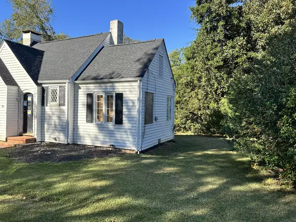 Edgefield, SC 29824,241 Coral ST