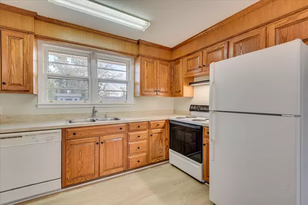 Martinez, GA 30907,214 Maywood DR