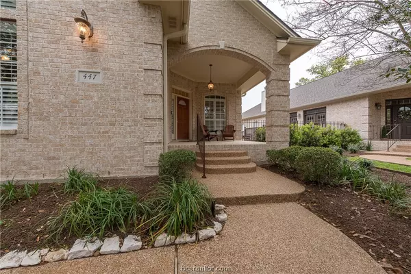 College Station, TX 77840,447 Chimney Hill DR