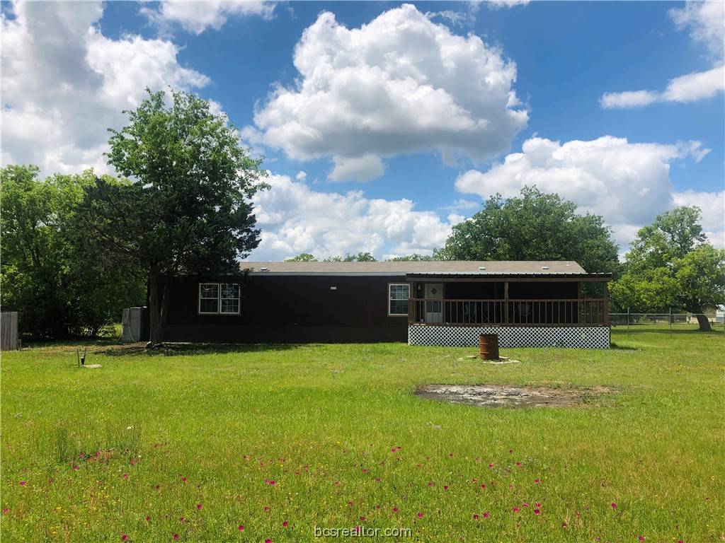 585 FM 60 W, Somerville, TX 77879