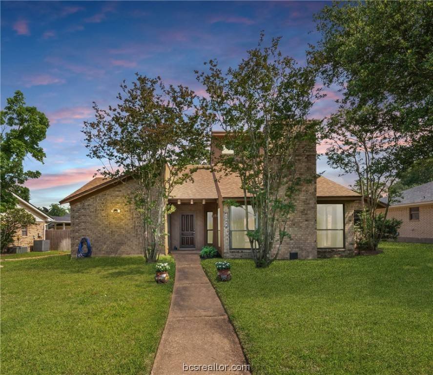 College Station, TX 77845,1704 Emerald Pkwy