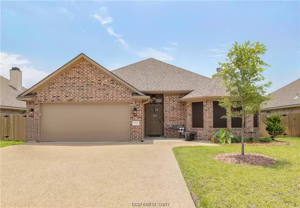 1002 Dove Run, College Station, TX 77845