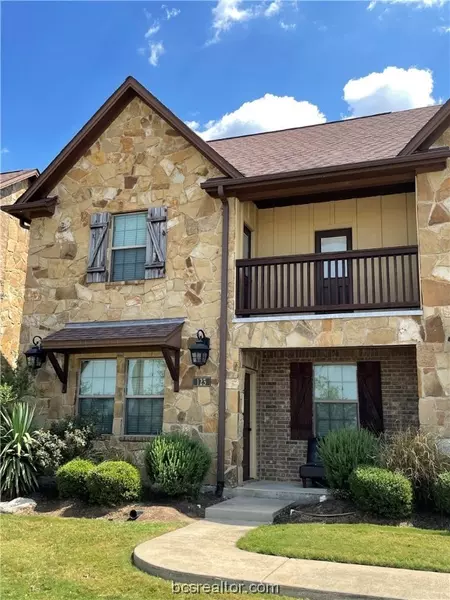 123 Deacon Drive West, College Station, TX 77845