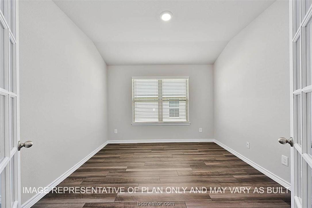 Bryan, TX 77807,2047 Rock Ridge
