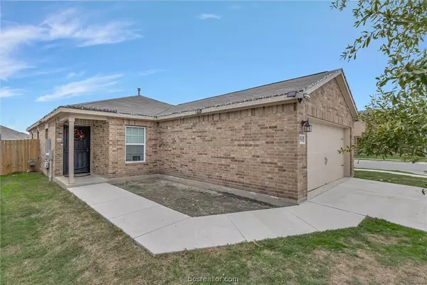 Other, TX 78640,1581 Amy DR