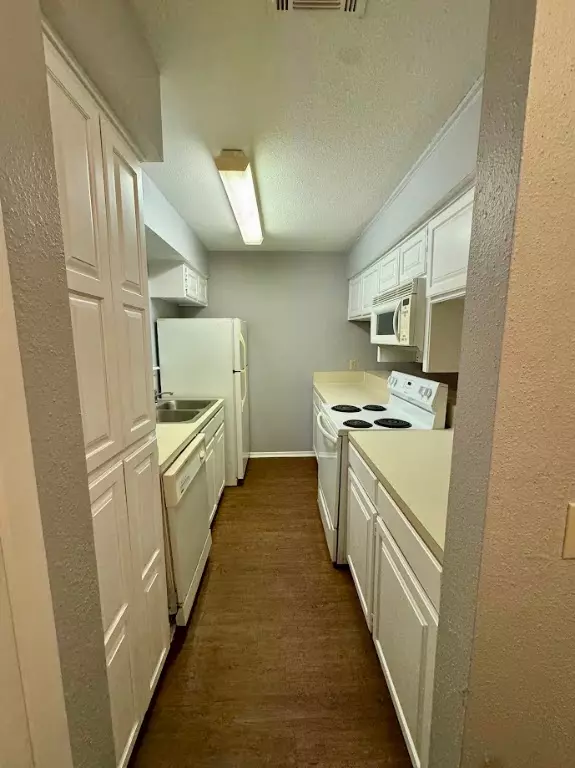 Bryan, TX 77801,1305 W Villa Maria RD #F-202