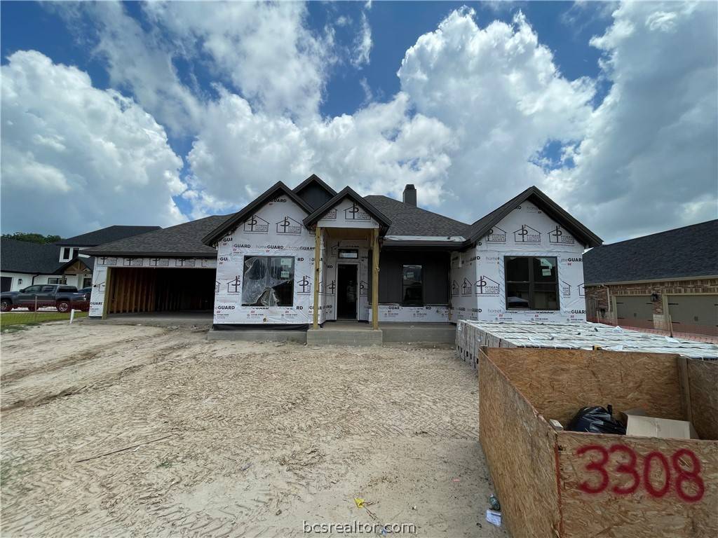 3308 Stoneleigh LN, Bryan, TX 77808