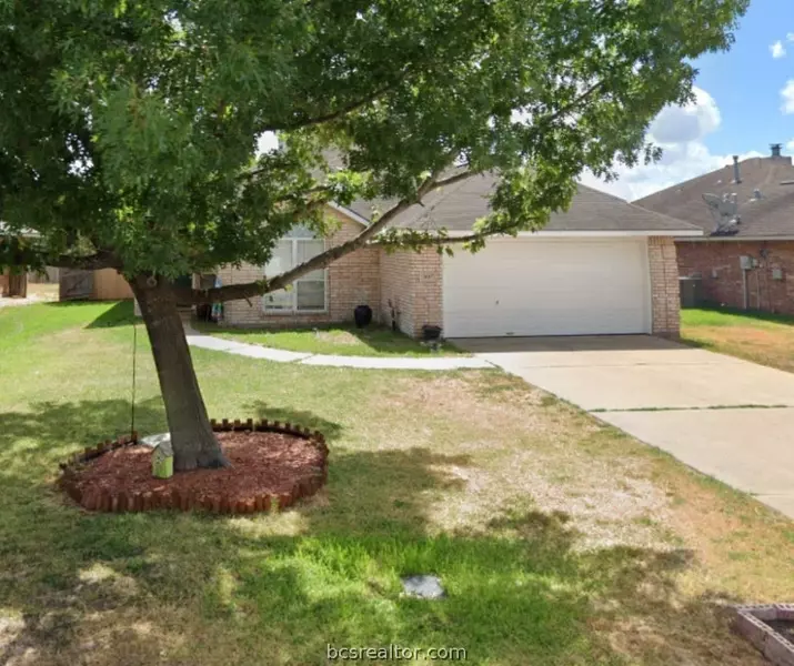 3617 Vienna DR, College Station, TX 77845