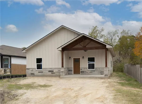 609 Waco ST, Bryan, TX 77803