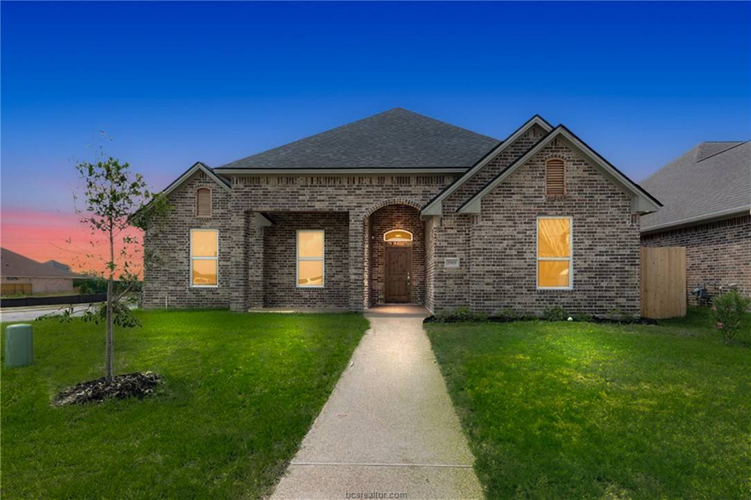 2901 Bombay CT, Bryan, TX 77808