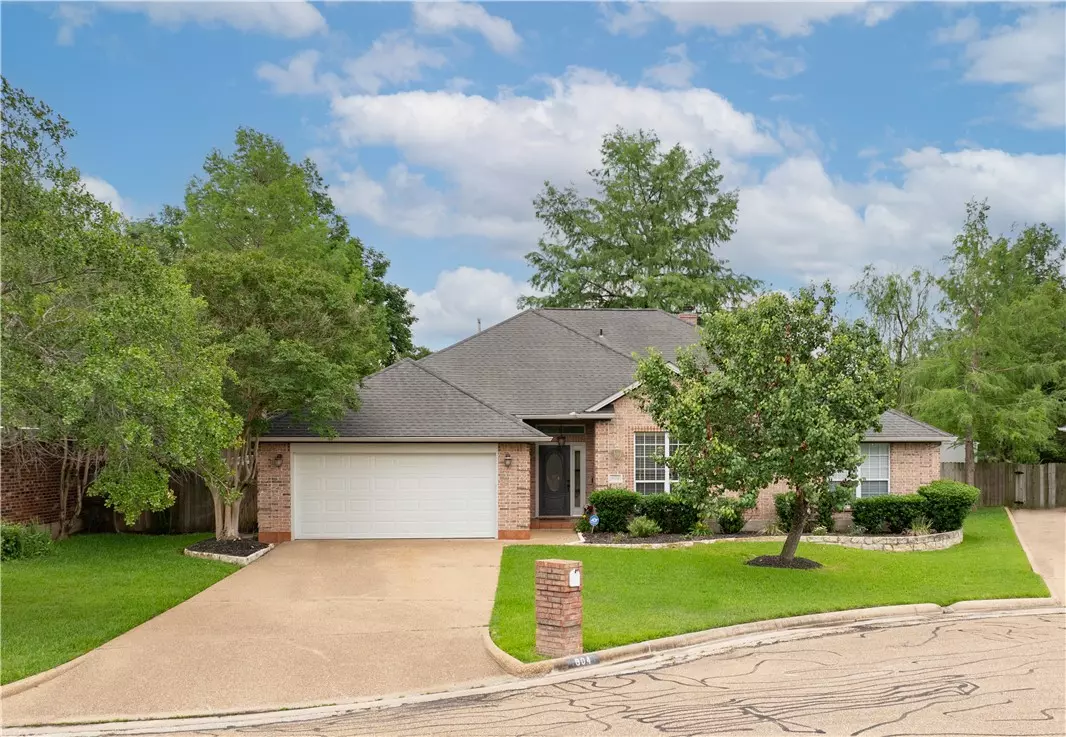 College Station, TX 77845,604 Ivy CV