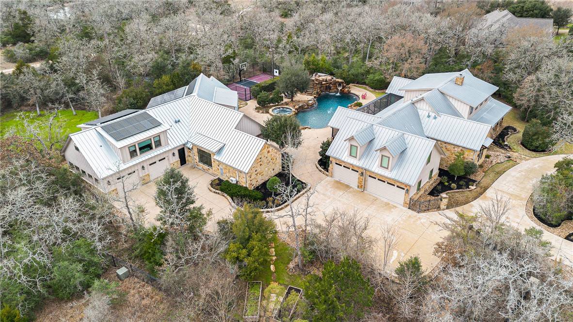 17268 Eagle Pass DR, College Station, TX 77845