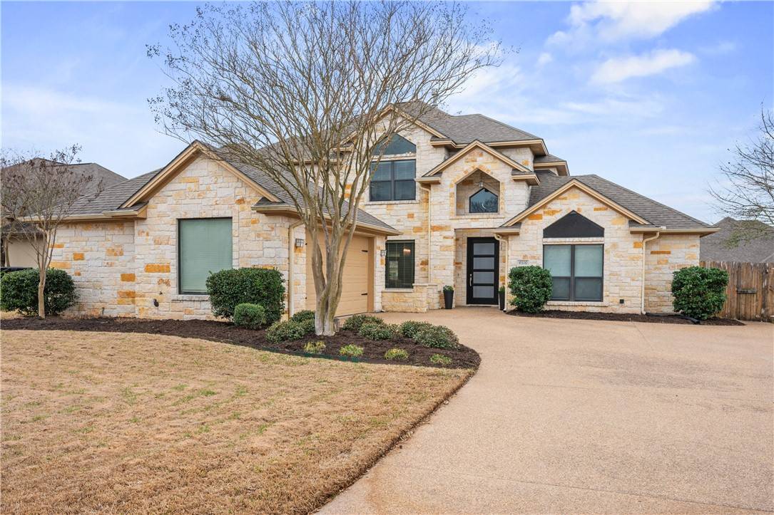 4316 Toddington LN, College Station, TX 77845