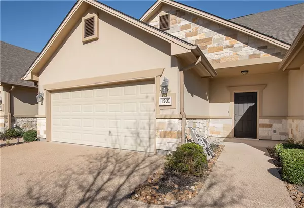 1501 Buena Vista, College Station, TX 77845