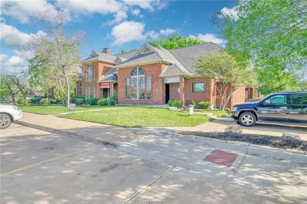 2911 S Texas AVE #103, College Station, TX 77845