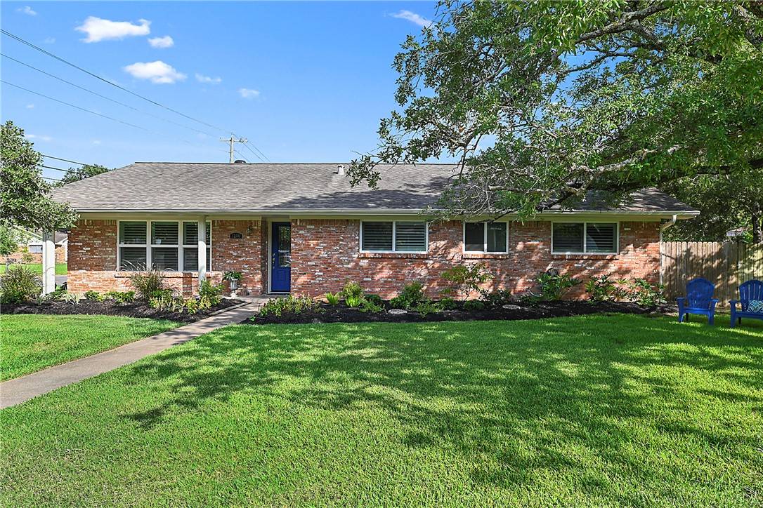 1204 Pershing DR, College Station, TX 77840
