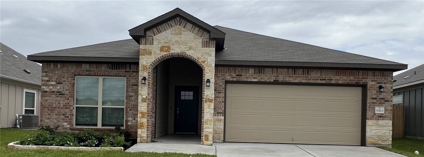 5303 Lyle PL, Bryan, TX 77807