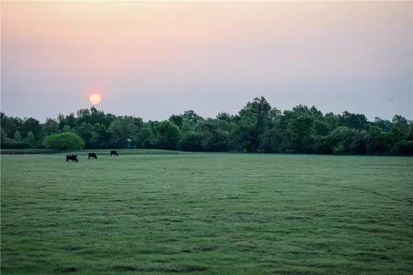 930 County Road 357 County Road 357, Gause, TX 77857