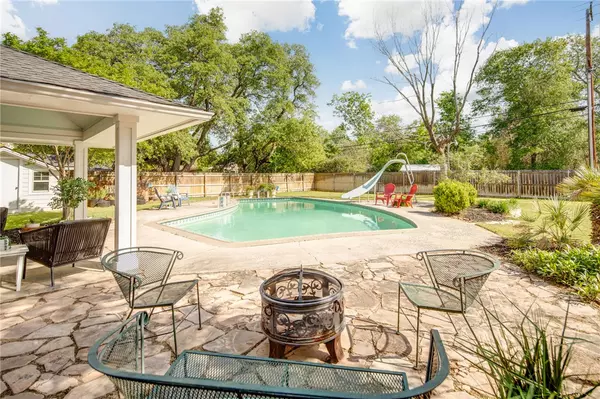 Bryan, TX 77802,3303 Carter Creek Pkwy