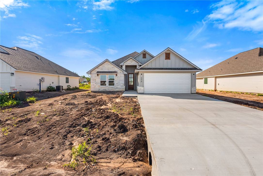 498 Harvest Lake DR, Snook, TX 77878