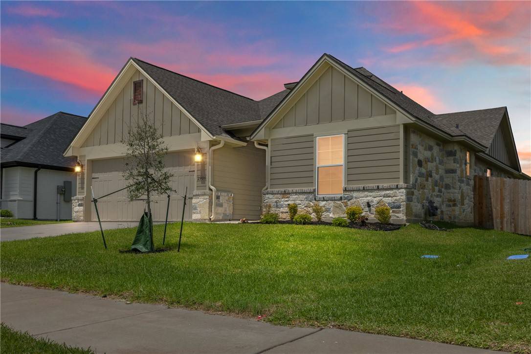 2906 Spector DR, Bryan, TX 77808