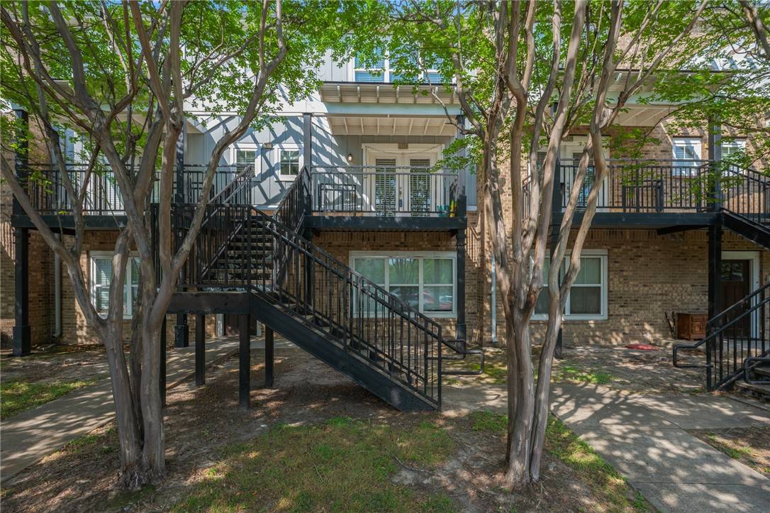1725 Harvey Mitchell #1328, College Station, TX 77840