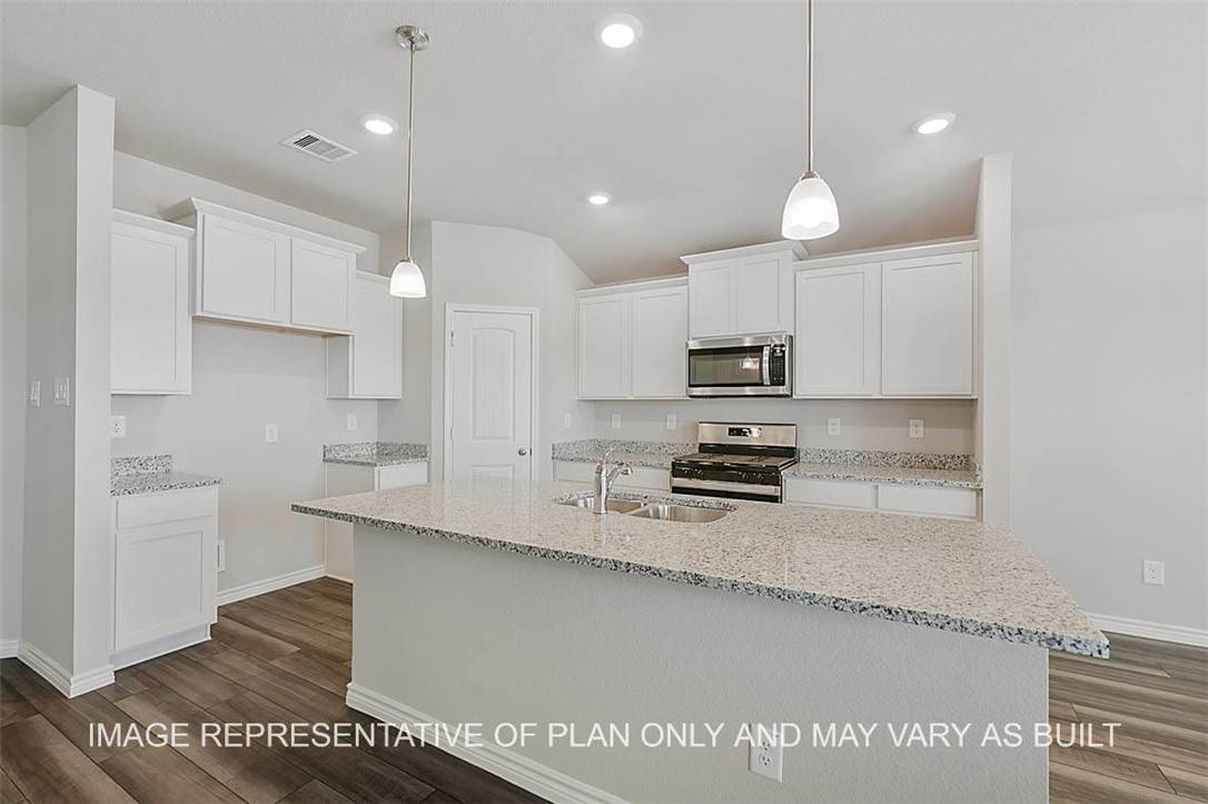 1215 Kennesaw DR, College Station, TX 77845