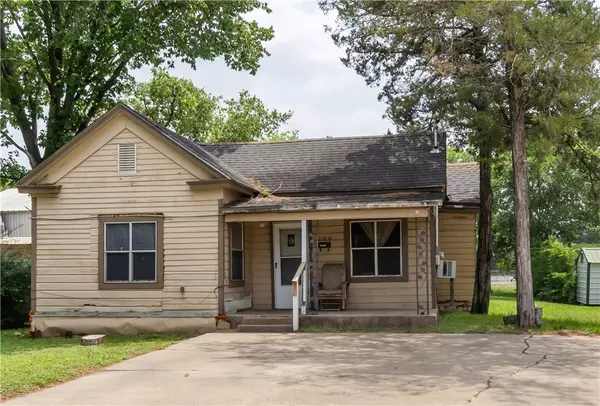 905 N Parker AVE, Bryan, TX 77803