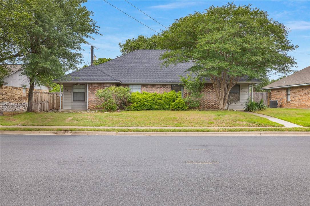 512-514 Corregidor Dr, College Station, TX 77840