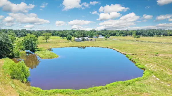2644 Derby LN, Madisonville, TX 77864
