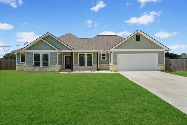 249 Avenue M, Somerville, TX 77879
