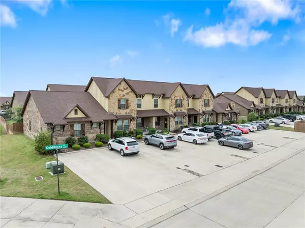 407 Goldilocks LN, College Station, TX 77845