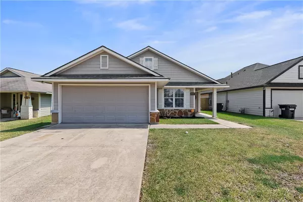 1002 Crested Point DR, College Station, TX 77845