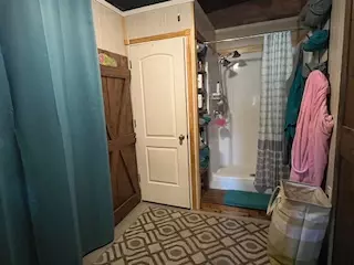 Somerville, TX 77879,325 Apache DR S