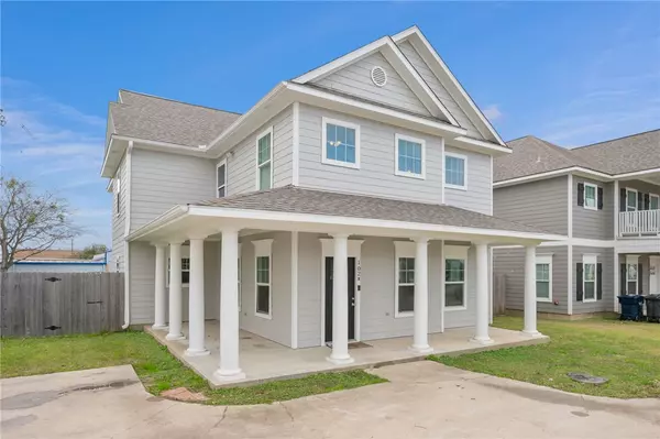 102 Sterling ST #B, College Station, TX 77840