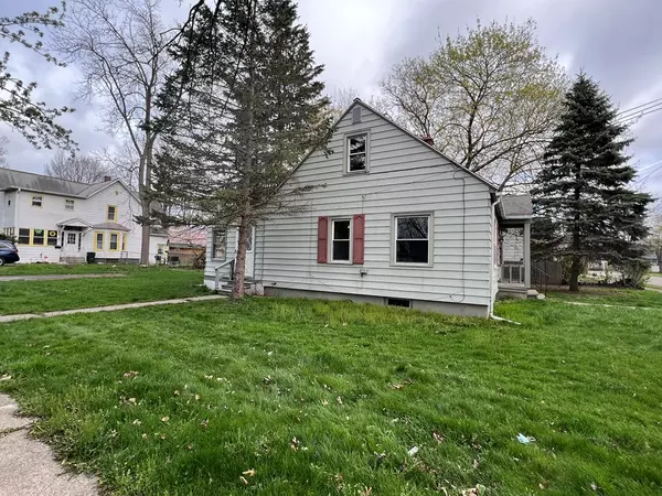 Elmira, NY 14904,434 Pine