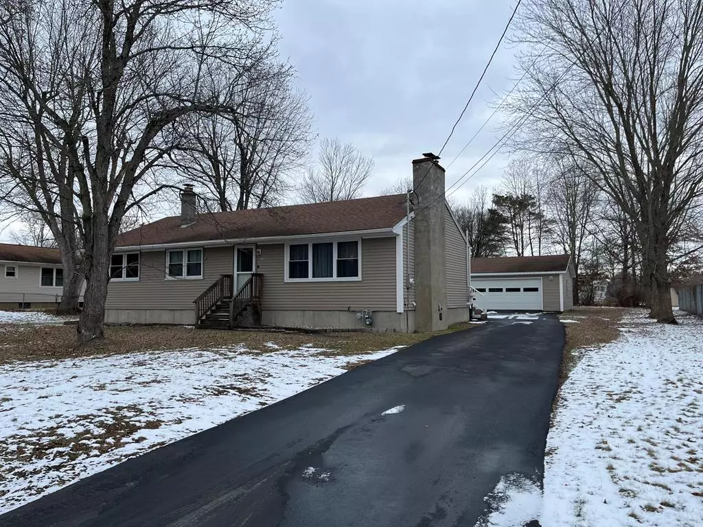 Horseheads, NY 14845,26 Rosewood RD