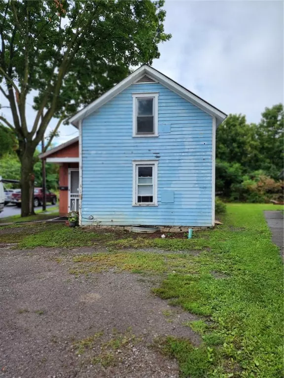 Cobleskill, NY 12043,103 Mallard LN