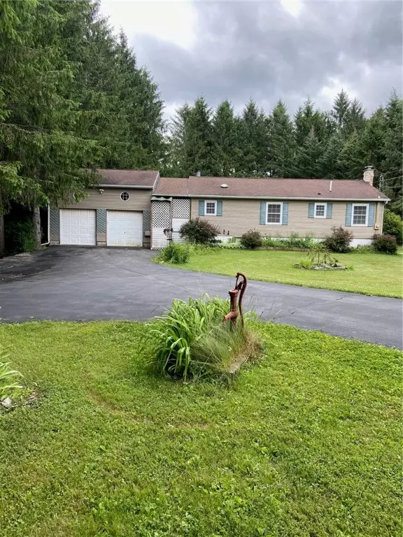 Margaretville, NY 12455,274 Broad Acres RD