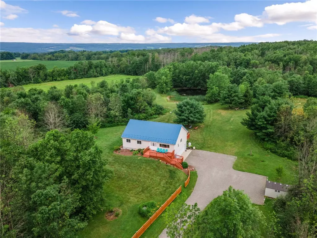 Trumansburg, NY 14886,326 Aiken RD