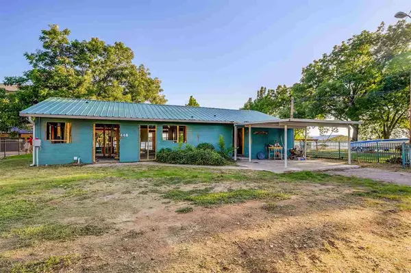 448 Campa Pajama, Kingsland, TX 78639