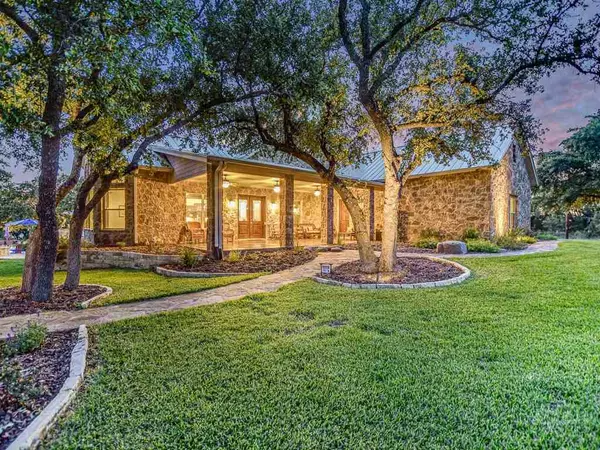 Horseshoe Bay, TX 78657,300 Twisted Oaks DR