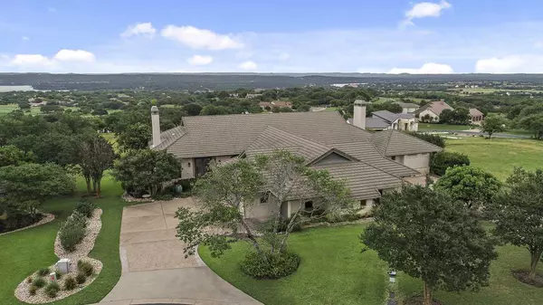 107 Crescent CT, Spicewood, TX 78669