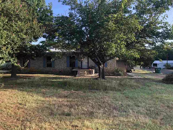 1001 Mill ST, Llano, TX 78643