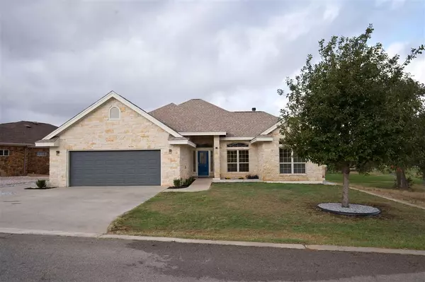 168 Oak Grove Parkway, Kingsland, TX 78639